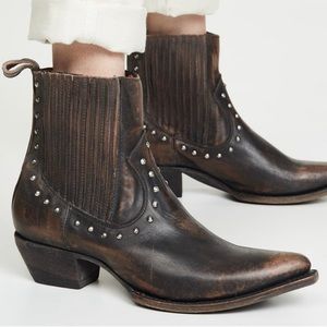 FRYE boots new 6.5